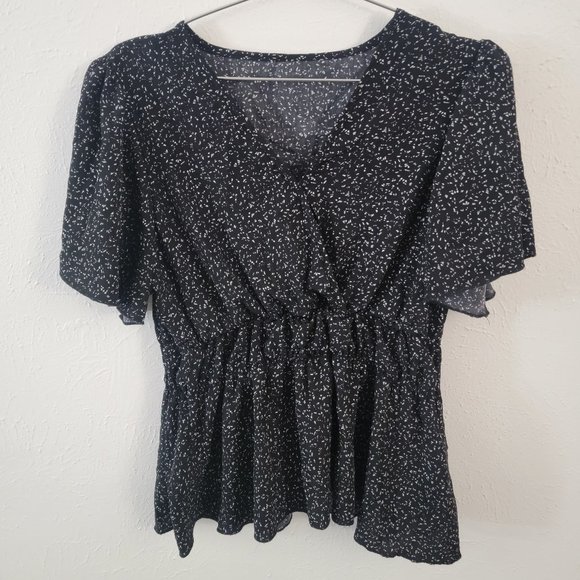 Large Black Shein Spotted V Neck Scrunch Blouse - Picture 1 of 5
